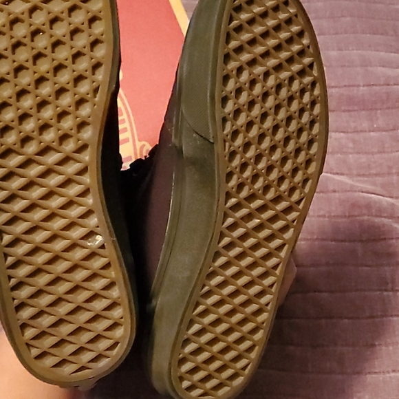 Vans - Picture 5 of 5